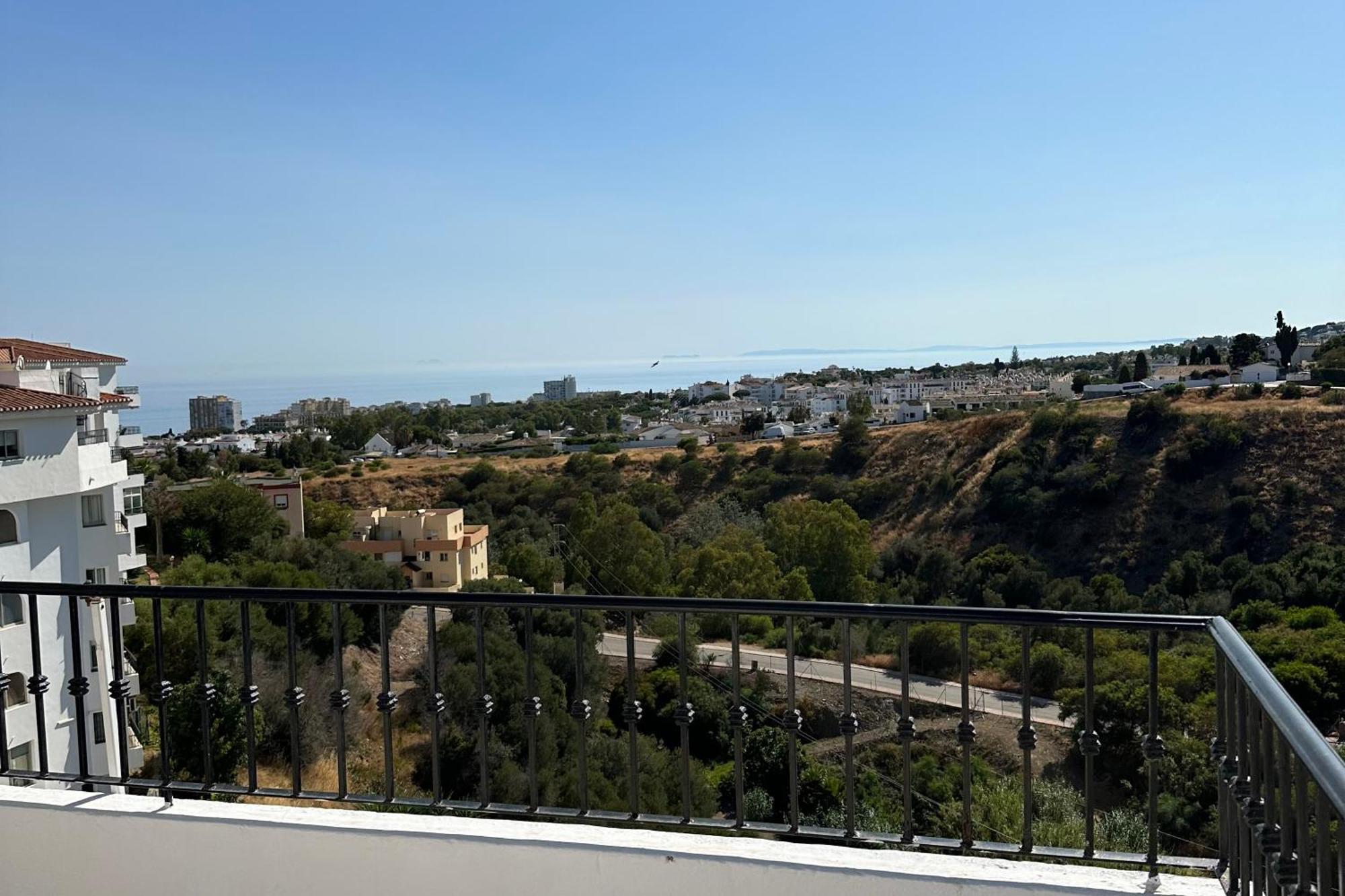 Luminoso Atico Duplex Con Vistas Al Mar Apartment Malaga Bagian luar foto